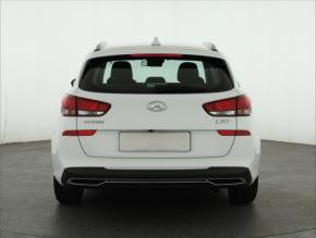 Hyundai i30  1.5 DPI 