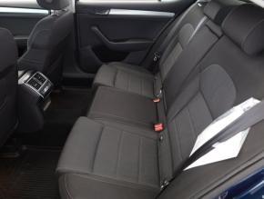 Škoda Superb  2.0 TDI Style 