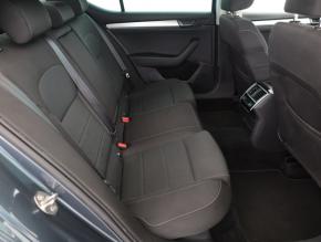 Škoda Superb  2.0 TDI Style 