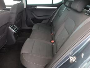 Škoda Superb  2.0 TDI Style 