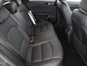 Kia Ceed  1.6 GDI plug-in 