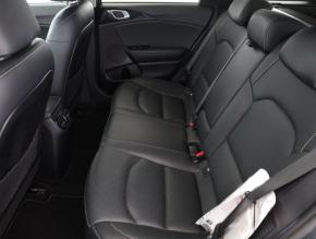 Kia Ceed  1.6 GDI plug-in 