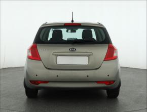 Kia Ceed  1.4 CVVT 