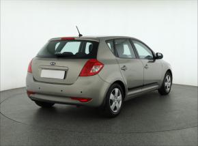 Kia Ceed  1.4 CVVT 