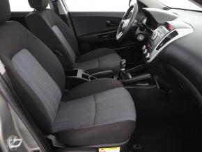 Kia Ceed  1.4 CVVT 