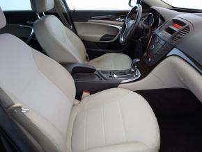 Opel Insignia  2.0 CDTI 