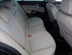 Opel Insignia  2.0 CDTI 