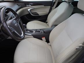Opel Insignia  2.0 CDTI 