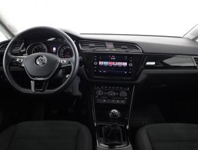 Volkswagen Touran  1.5 TSI 