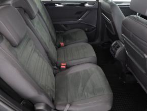 Volkswagen Touran  1.5 TSI 