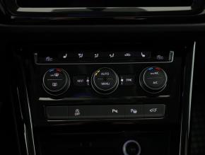 Volkswagen Touran  1.5 TSI 
