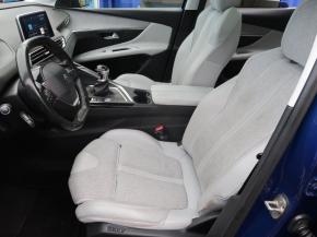 Peugeot 3008  2.0 BlueHDi Allure 