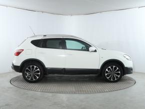 Nissan Qashqai  2.0 dCi 