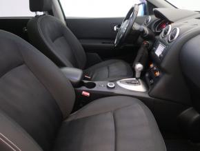 Nissan Qashqai  2.0 dCi 