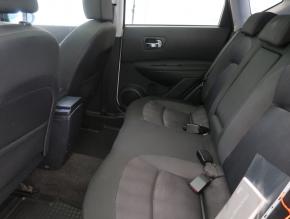 Nissan Qashqai  2.0 dCi 