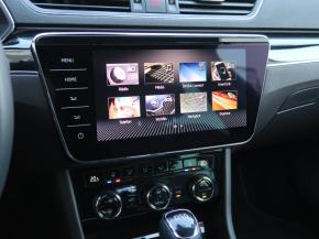 Škoda Superb  1.5 TSI Laurin&Klement 