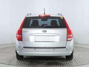 Kia Ceed  1.4 CVVT 