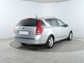 Kia Ceed  1.4 CVVT 