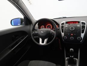 Kia Ceed  1.4 CVVT 