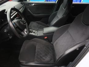 Škoda Superb  1.5 TSI Sportline 