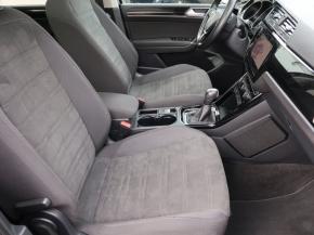 Volkswagen Touran  1.5 TSI Highline 