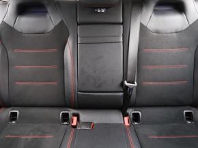 Mercedes-Benz CLA  200d 