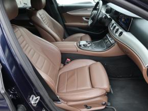 Mercedes-Benz E  E 200 d Classic 
