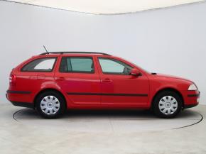 Škoda Octavia  1.6 Tour 