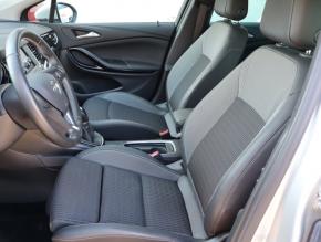 Opel Astra  1.2 Turbo Elegance 