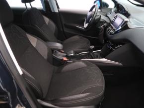Peugeot 2008  1.2 PureTech 
