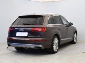 Audi Q7  3.0 TDI 