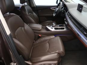 Audi Q7  3.0 TDI 