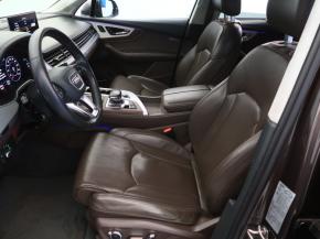 Audi Q7  3.0 TDI 
