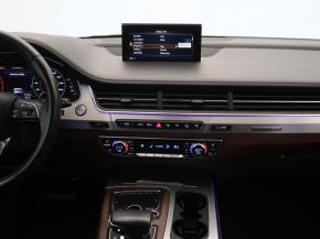 Audi Q7  3.0 TDI 