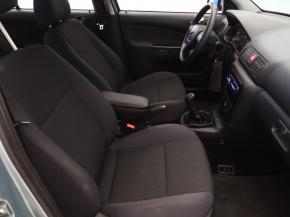 Škoda Octavia  1.6 Tour 