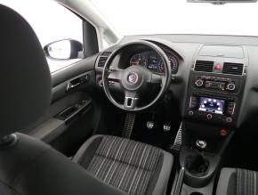 Volkswagen Touran  2.0 TDI Cross 