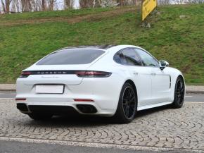 Porsche Panamera  Turbo 