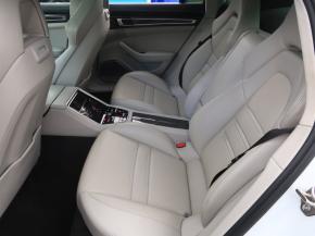 Porsche Panamera  Turbo 