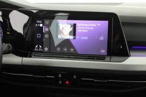Volkswagen Golf  1.0 TSI Life 