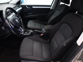 Škoda Superb  2.0 TDI Elegance 