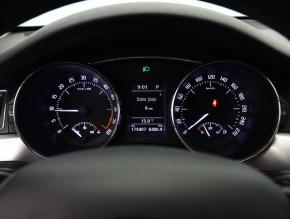 Škoda Superb  2.0 TDI Elegance 