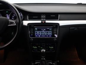 Škoda Superb  2.0 TDI Elegance 