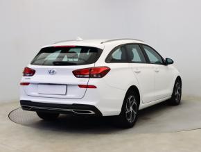 Hyundai i30  1.5 DPI Family Comfort 