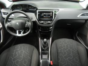 Peugeot 2008  1.2 PureTech 