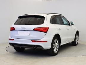Audi Q5  3.0 TDI S line 