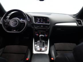 Audi Q5  3.0 TDI S line 