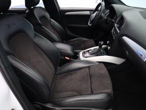 Audi Q5  3.0 TDI S line 