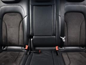 Audi Q5  3.0 TDI S line 