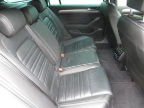 Volkswagen Passat  2.0 TDI R-Line 