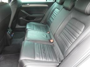 Volkswagen Passat  2.0 TDI R-Line 